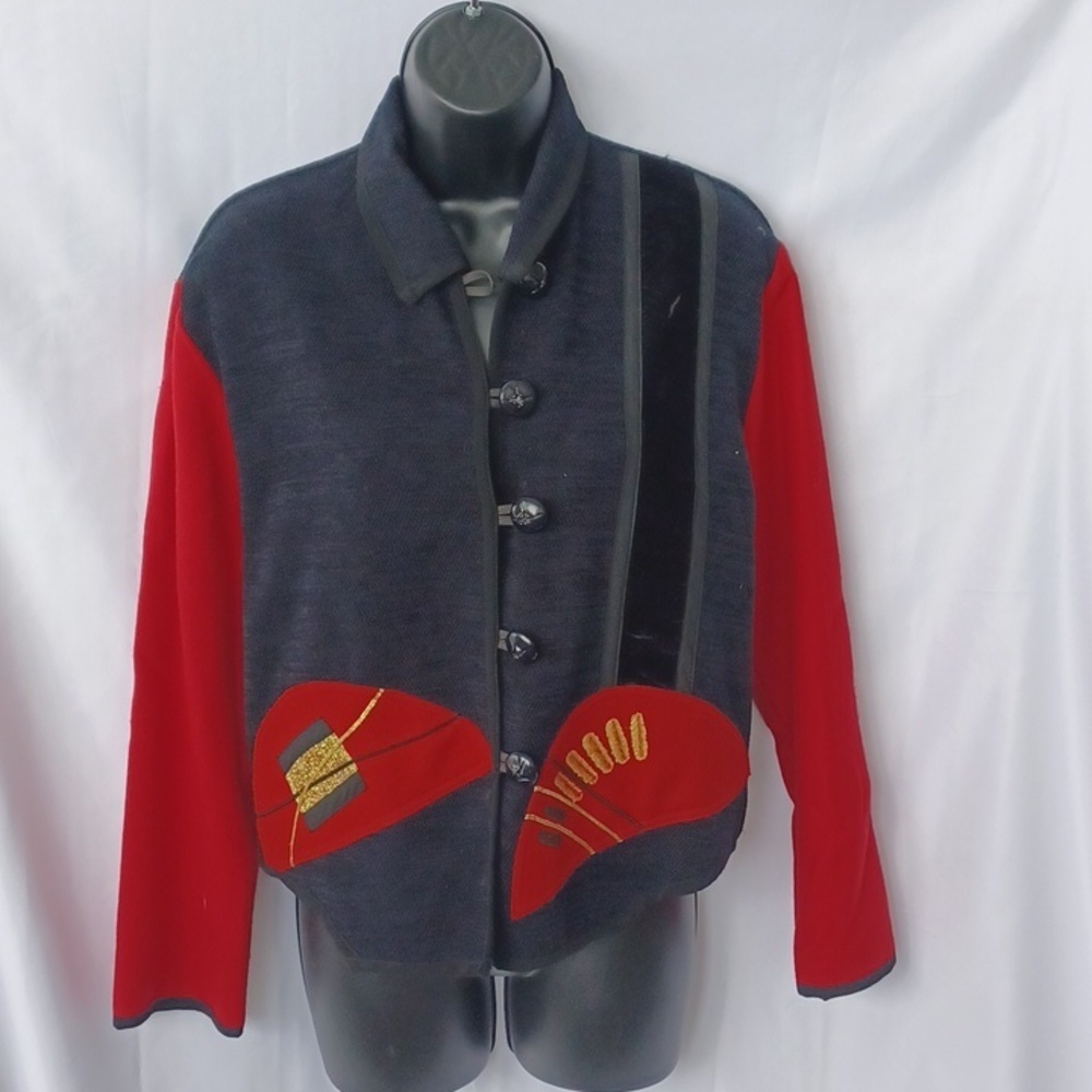 Alissa Art to Wear Chenille Wool Blend Jacket Size xs, pit to pit is 19"